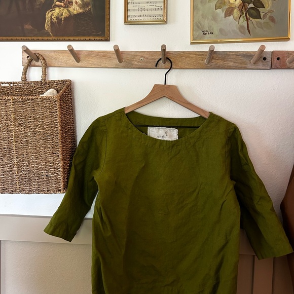 notPERFECTLINEN Olive Linen Top - Picture 1 of 4